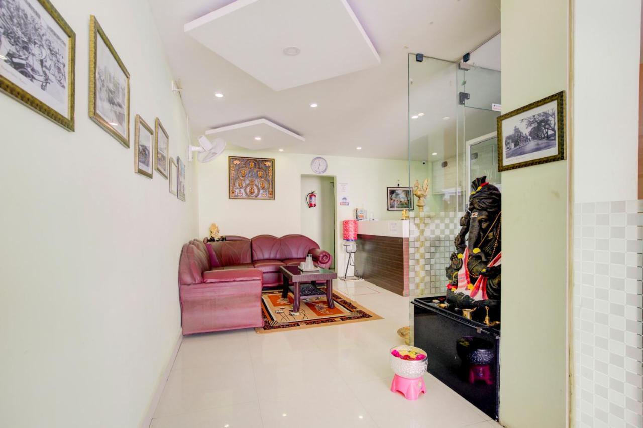 Oyo Flagship Amutha Residency Hotel Chennai Esterno foto