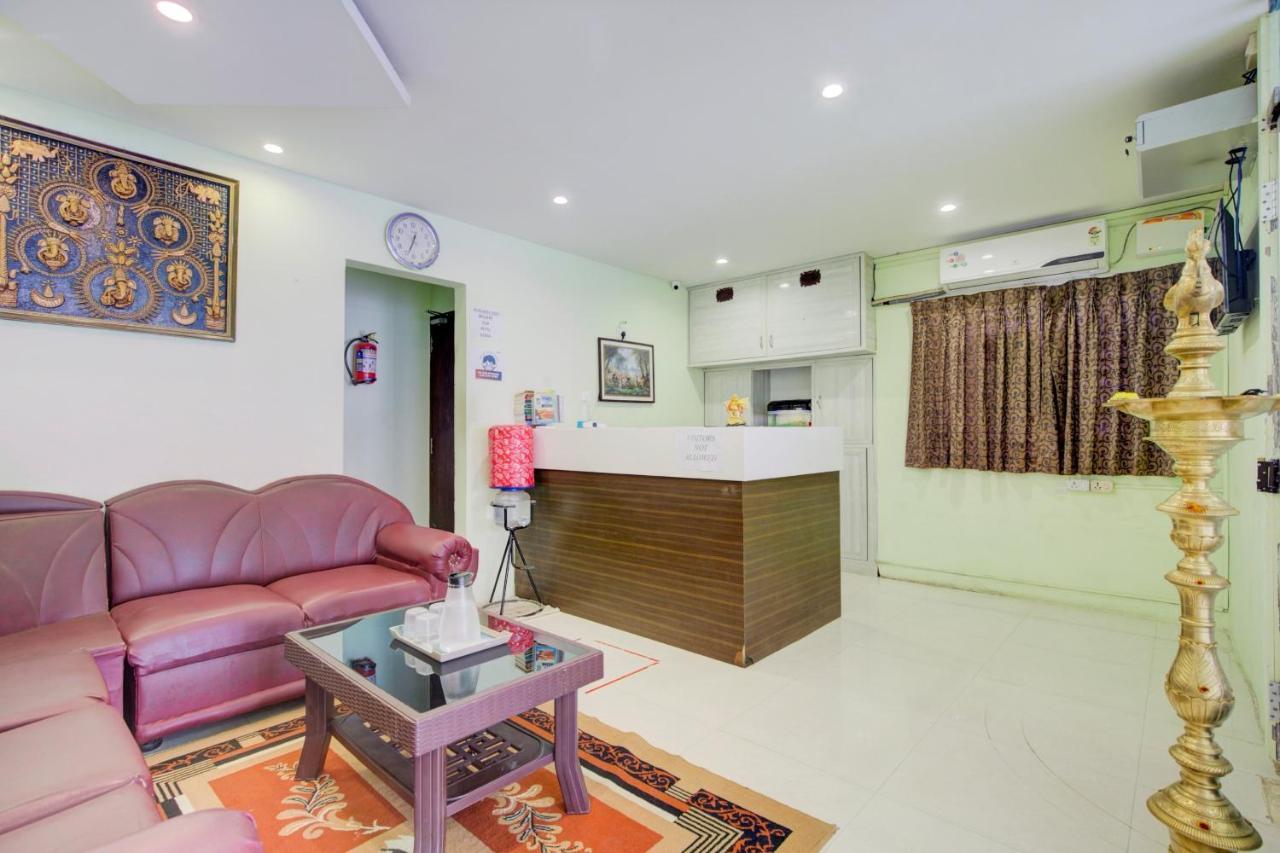 Oyo Flagship Amutha Residency Hotel Chennai Esterno foto