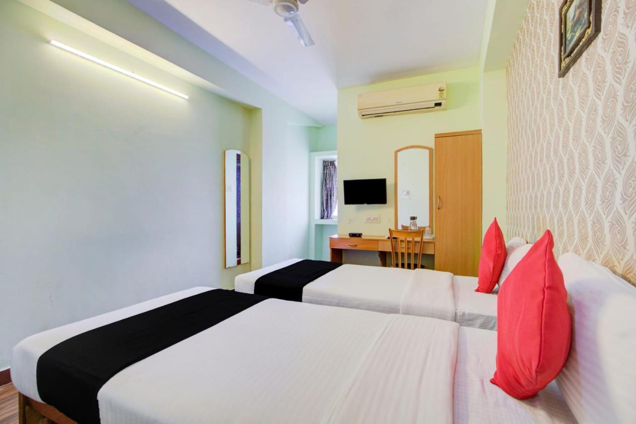 Oyo Flagship Amutha Residency Hotel Chennai Esterno foto
