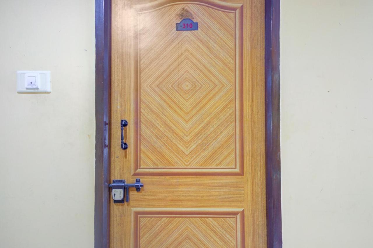 Oyo Flagship Amutha Residency Hotel Chennai Esterno foto
