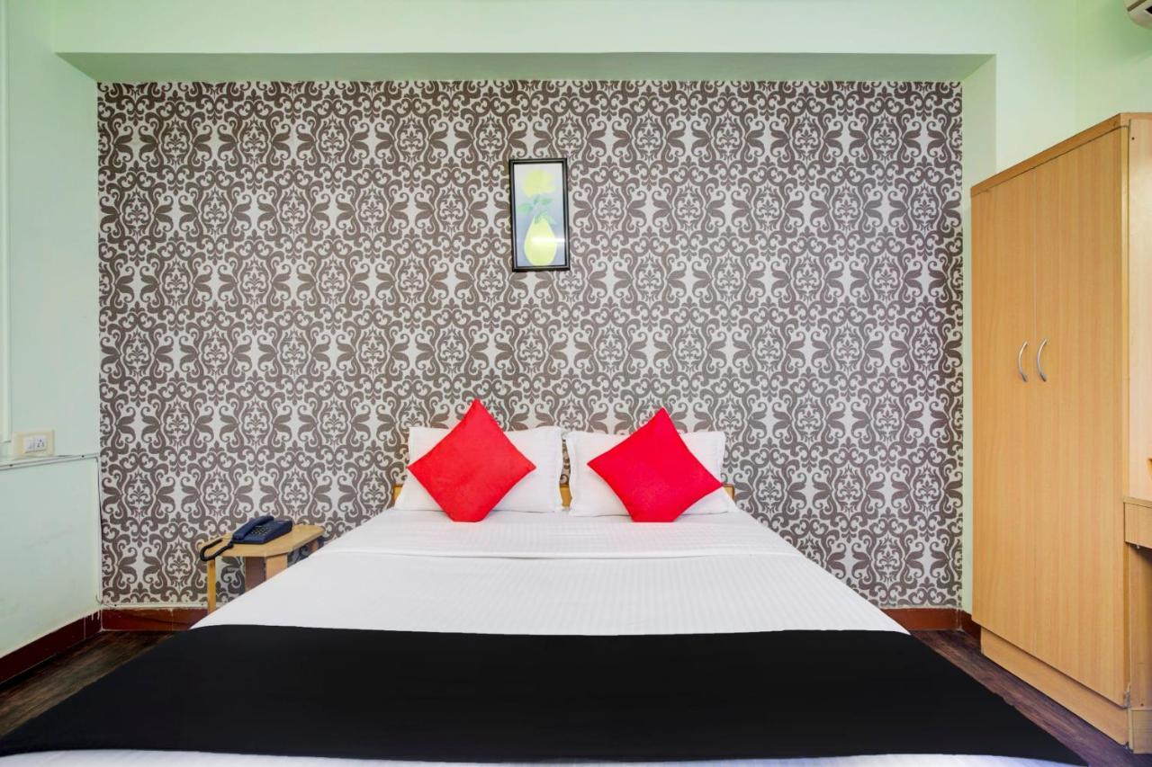 Oyo Flagship Amutha Residency Hotel Chennai Esterno foto