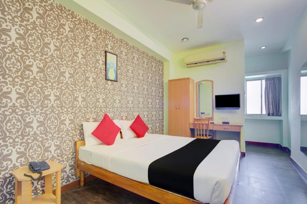 Oyo Flagship Amutha Residency Hotel Chennai Esterno foto