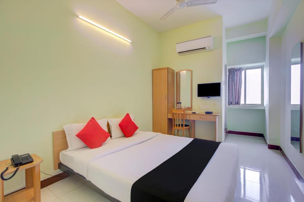 Oyo Flagship Amutha Residency Hotel Chennai Esterno foto